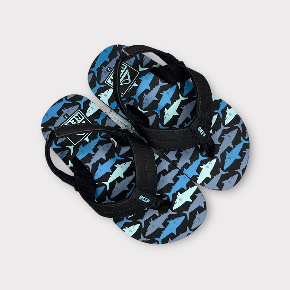 Reef Little Ahi Shark Pattern Sandals